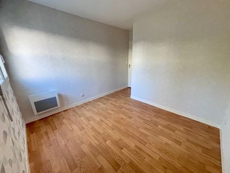 Location Appartement 3 pièces 72m² ORLEANS 45000 - Photo 3
