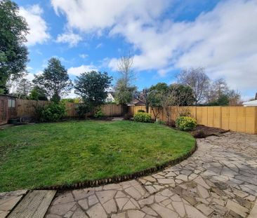 3 bedroom detached bungalow to rent - Photo 2