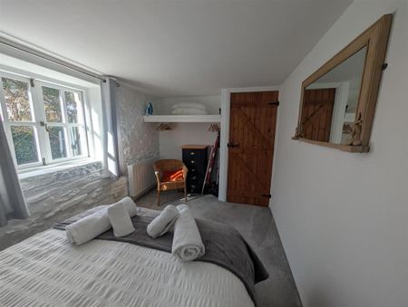 2 bedroom barn conversion to rent - Photo 3