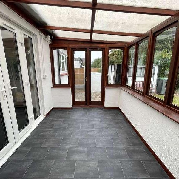 Acacia Drive, Southend-on-sea, Essex, SS1 - Photo 1