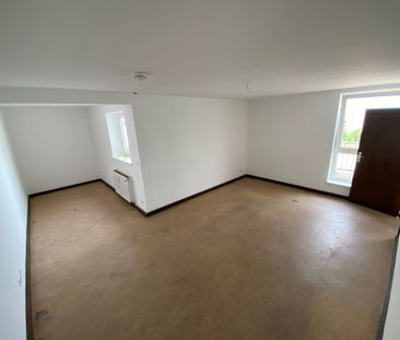 Gemütliche 1-Zimmer-Wohnung sucht Sie als neuen Mieter // DG , Links - Photo 1