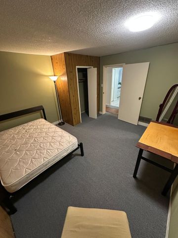 784 East 56th Avenue Vancouver British Columbia Canada - V5X 1R9 - Photo 3