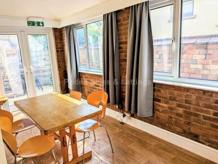 Yarborough Road, Lincoln - Photo 2