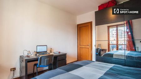 rome, Lazio 00173 - Photo 5