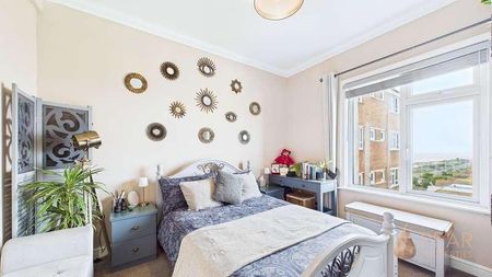 Grand Avenue, Dolphin Lodge Grand Avenue, BN11 - Photo 3