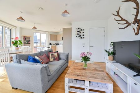 2 bedroom flat to rent - Photo 2