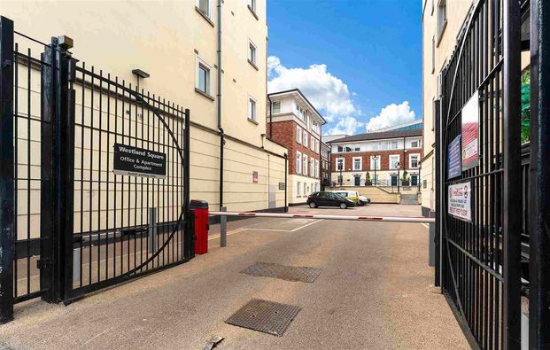 Westland Square, Pearse Street, Dublin 2 - Photo 1