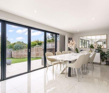 3 bedroom detached house to rent - Photo 3