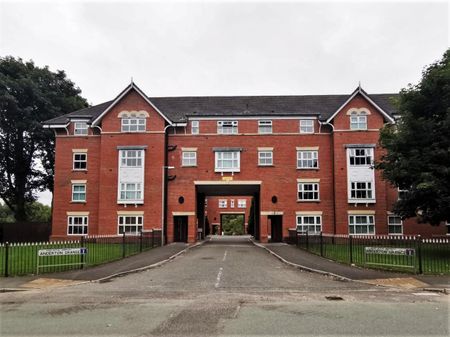 Hollands Road, Northwich - Photo 2