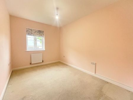 4 bedroom terraced house to rent - Photo 2