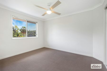 STUNNING FOUR BEDROOM WALKING DISTANCE TO JPC! - Photo 4