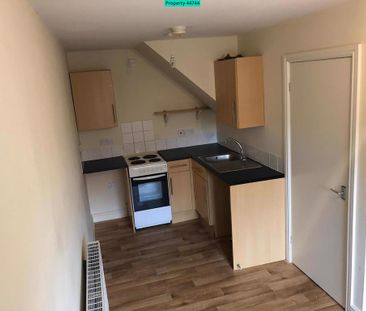 1 bedroom semi-detached house to rent - Photo 3