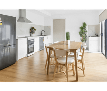 Private Ensuite Room with Courtyard - All Bills & Internet Included... - Photo 6