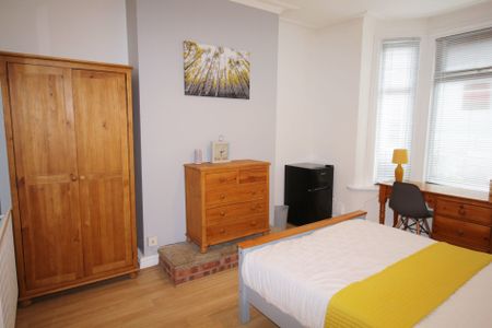 77 Canwick Road, Lincoln, Lincolnshire, LN5 8HE, United Kingdom - Photo 3