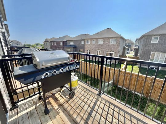 For Lease - 92 Jerome Way, Clarington, Ontario - Photo 1