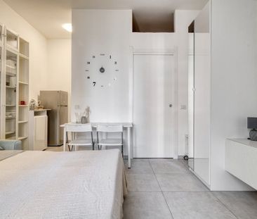 Via Busseto, Milan, Lombardy 20138 - Photo 3