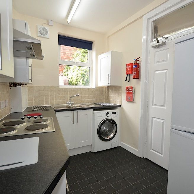 23, Harland Road, Ecclesall, Sheffield, S11 8NB - Photo 1