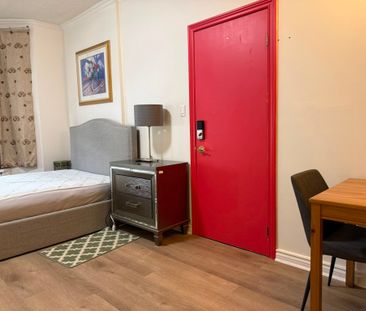 For Lease - 366 Lippincott Street Unit# 1A, Toronto, Ontario - Photo 2