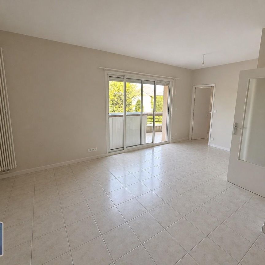 Location Appartement 2 pièces 43m² CHOLET 49300 - Photo 1