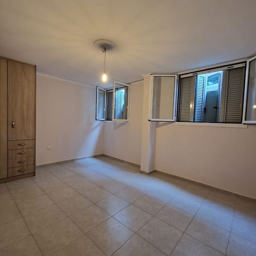 Studio/Γκαρσονιέρα για ενοικίαση Θησείο (Ιστορικό Κέντρο) - Photo 1
