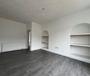 Eastern Avenue, Largs - Photo 1