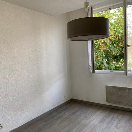 Location Appartement 2 pièces 43m² BORDEAUX 33800 - Photo 4