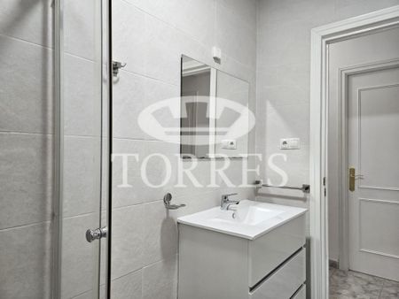 Piso de alquiler en Calle Alemania, Ensanche Centro - Puerto - Photo 5