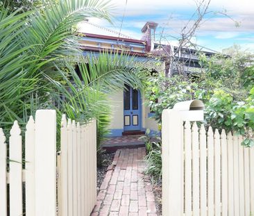 43 Rossmoyne Street, Thornbury VIC 3071 - Photo 3