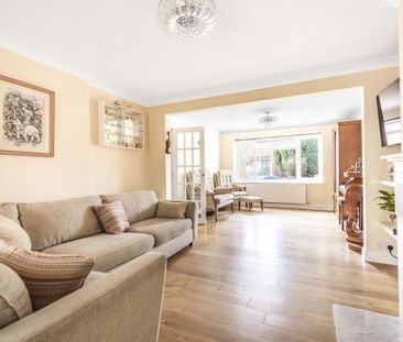 3 bedroom semi-detached house to rent - Photo 2