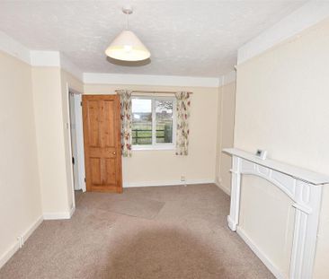 3 bedroom cottage to rent - Photo 1