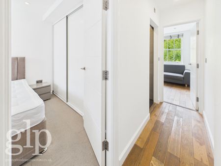 1 Bedroom Apartment, Alleyn Court, Sussex Gardens, W2 - Photo 2
