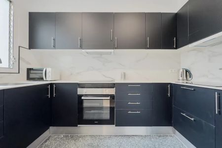 Carrer del Rosselló, Barcelona, Catalonia 08008 - Photo 4