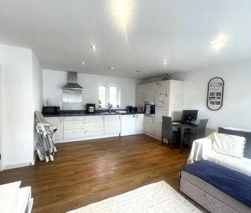 2 bedroom apartment to rent - Photo 4