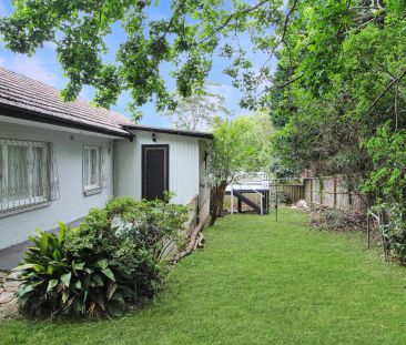 “Spacious Three bedroom plus study family home” - Photo 3