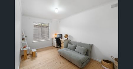 Spacious Family Living - Photo 3