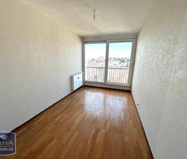 Location Appartement 2 pièces 52m² ST ETIENNE 42000 - Photo 5