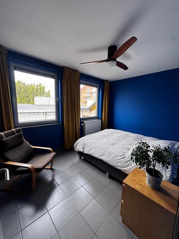 Appartement te huur - foto 4