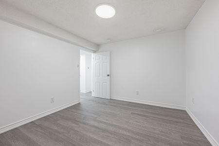For Lease - 27 Danby Avenue Unit# 2, Toronto, Ontario - Photo 5