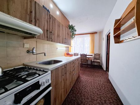 Pronájem bytu 3+1 62 m2 - Fotografie 4