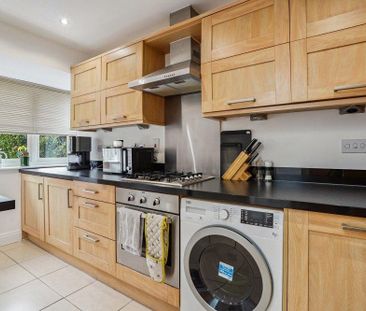 2 bedroom semi-detached house to rent - Photo 3