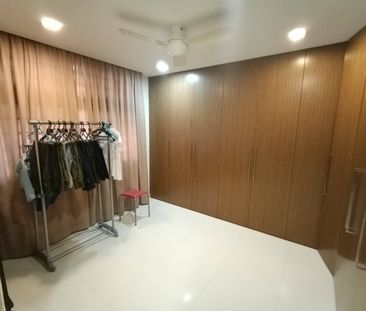 2 Bedroom HDB_FIVE_ROOM at Queenstown - Photo 2