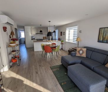 4 1/2 Lumineux Dans Quartier Paisible - Photo 2