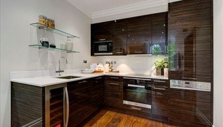 Two Bedroom Flat to rent in London - Photo 3