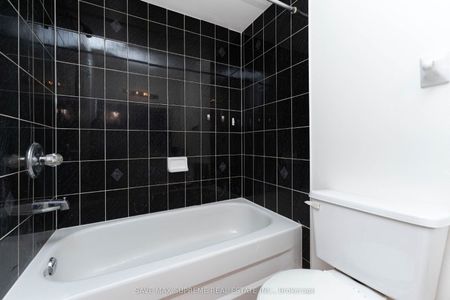 For Lease - 51 Quarry Edge Drive, Brampton, Ontario - Photo 5