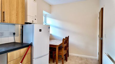 1 bedroom flat to rent - Photo 5
