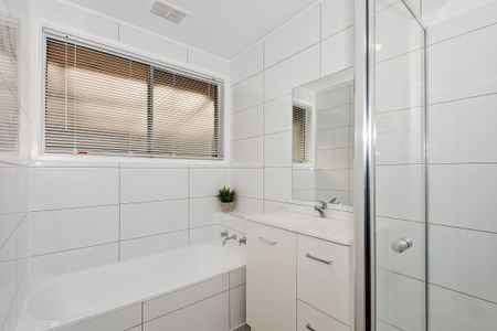 Beautiful 4-Bedroom Family Home in the Heart of Karingal - Photo 5