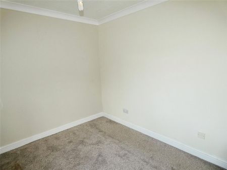 1 bedroom parking to rent - Photo 5