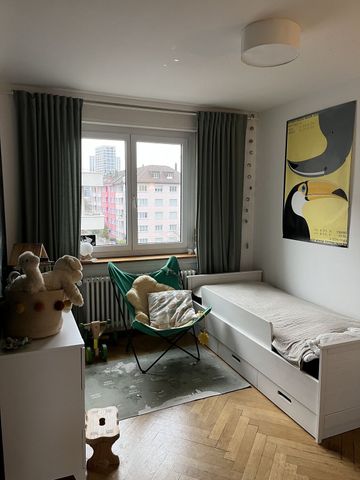 APPARTEMENT DE 3 PIÈCES À ZURICH, MEUBLÉ, TEMPORAIRE - Foto 2