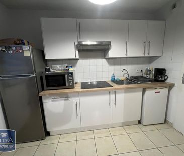 Location Appartement 2 pièces 47m² LENS 62300 - Photo 4