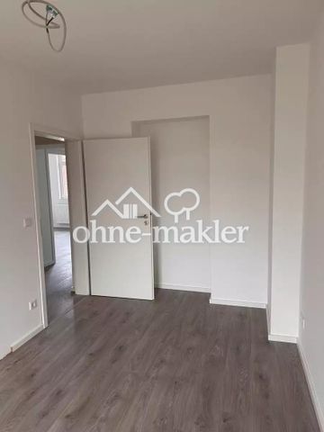helle 2 Zimmer Altbauwohnung mit Balkon im Kassel - Foto 2